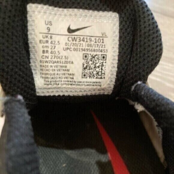 Nike Winflo 8 Crimson Athletic Running Cushioned Flyknit Workout Shoes - Picture 9 of 11